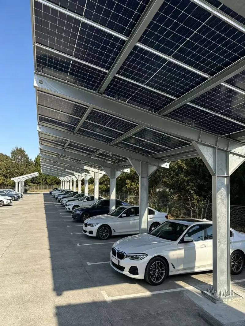 Single column solar carport